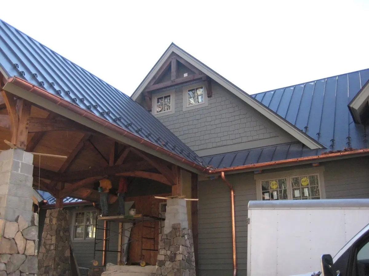 Craftsman Roofing team delivering quality roofing work in Island Park